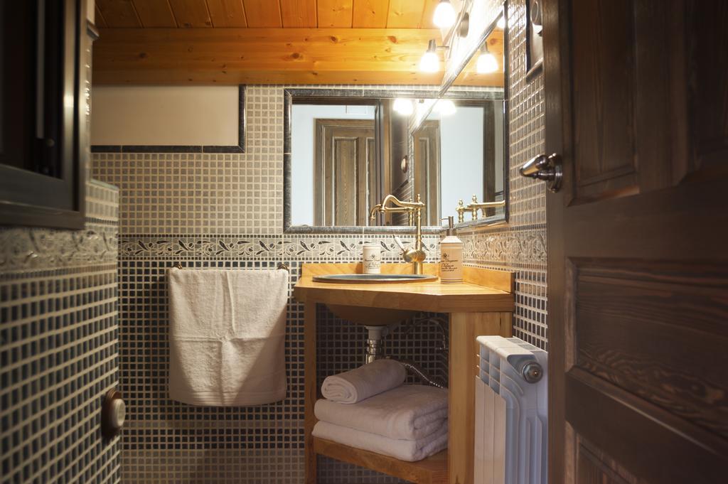 Apartamentos Rurales Millan La Mata de los Olmos Luaran gambar