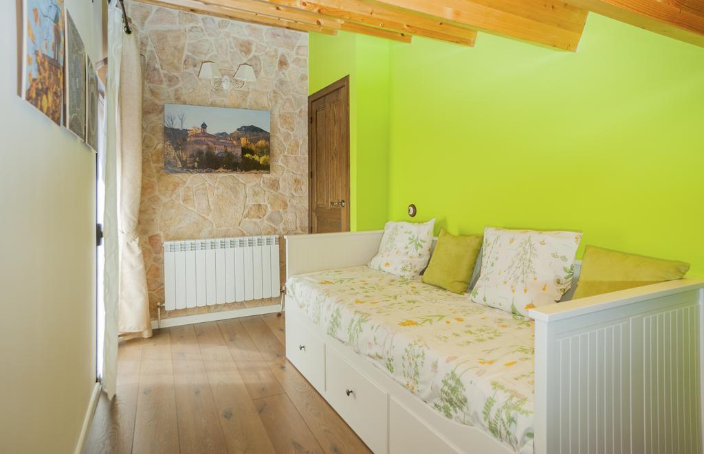 Apartamentos Rurales Millan La Mata de los Olmos Luaran gambar