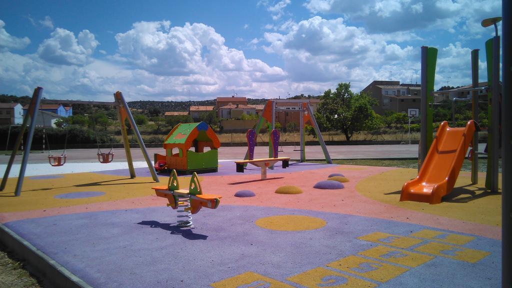 Apartamentos Rurales Millan La Mata de los Olmos Luaran gambar